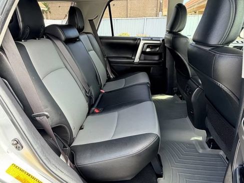 Used 2015 Toyota 4Runner SR5 Premium AWD/4WD image 28