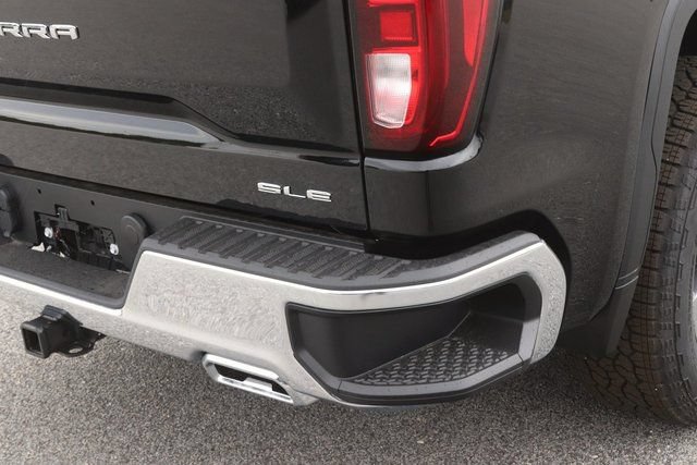 New 2025 GMC Sierra 1500 SLE AWD/4WD image 7