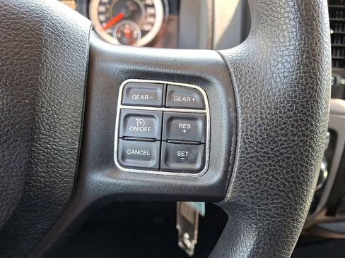 Used 2018 RAM 1500 Express w/ Express Value Package AWD/4WD image 18