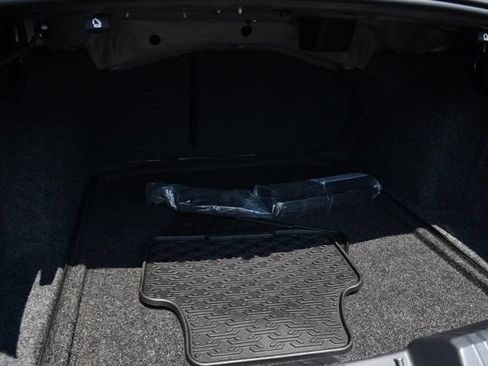 Certified 2025 Volkswagen Jetta Sport FWD image 22