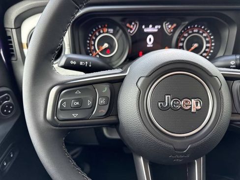New 2026 Jeep Gladiator Sport AWD/4WD image 15