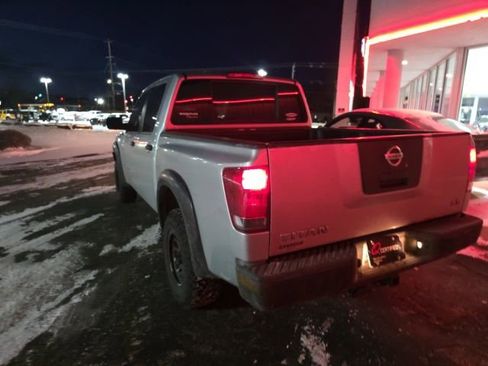 Used 2007 Nissan Titan XE image 5