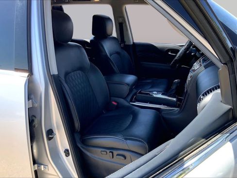 Used 2019 INFINITI QX80 Luxe w/ 22" Wheel Package RWD image 9