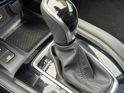 Used 2019 Nissan Rogue Sport SL image 22