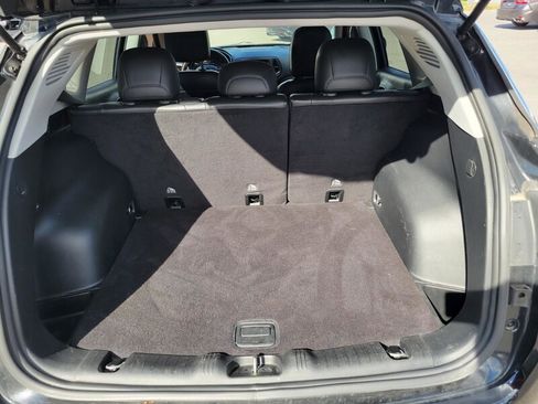 Used 2019 Jeep Compass Latitude image 19