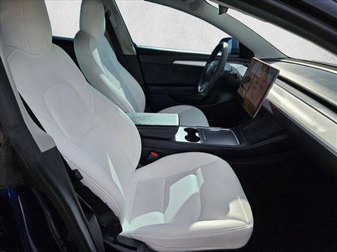 Used 2022 Tesla Model 3 Performance image 10