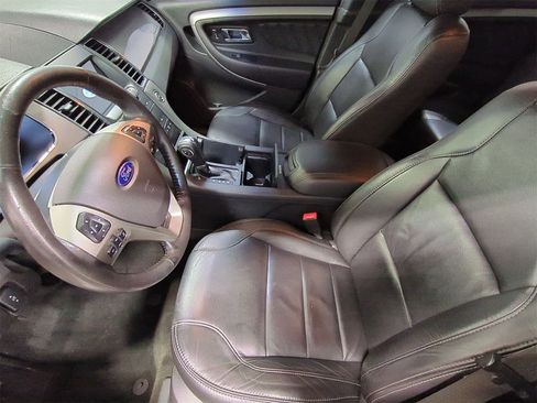 Used 2016 Ford Taurus SEL w/ Equipment Group 201A image 2