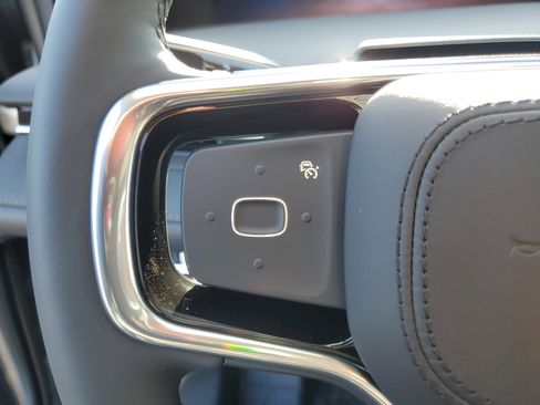 New 2026 Lincoln Nautilus Premier w/ Equipment Group 102A image 17