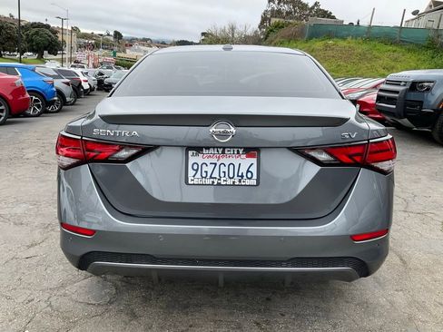 Used 2020 Nissan Sentra SV w/ SV Premium Package image 4