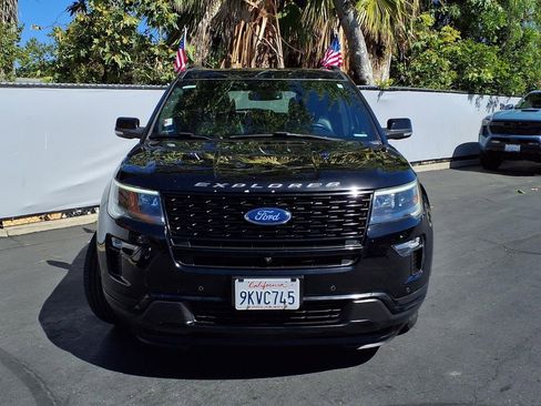 Used 2018 Ford Explorer Sport w/ Equipment Group 401A AWD/4WD image 2