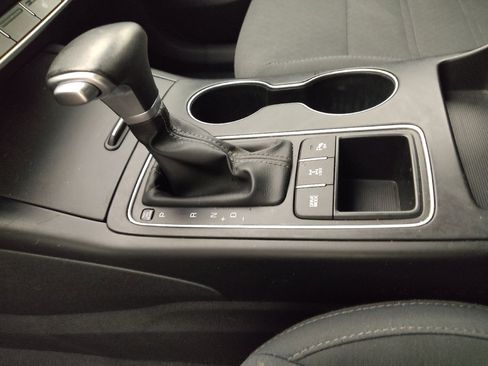 Used 2019 Kia Sorento AWD w/ LX Convenience Package image 26