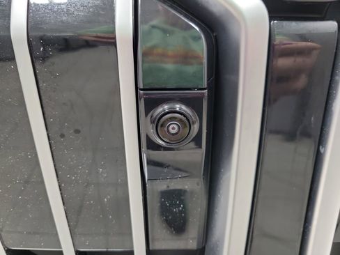 Used 2025 BMW X3 xDrive30i w/ Premium Package image 34