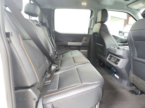 New 2026 Ford F350 Lariat w/ Black Appearance Package image 38