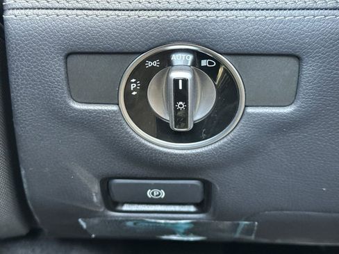 Used 2019 Mercedes-Benz SL 450 image 32
