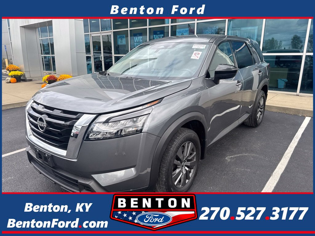 Used 2024 Nissan Pathfinder S AWD/4WD image 1