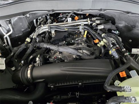 New 2025 Ford Explorer Active w/ Active Comfort Package image 23