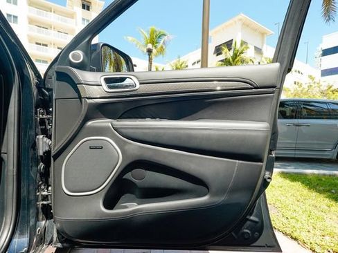 Used 2018 Jeep Grand Cherokee Trackhawk AWD/4WD image 79