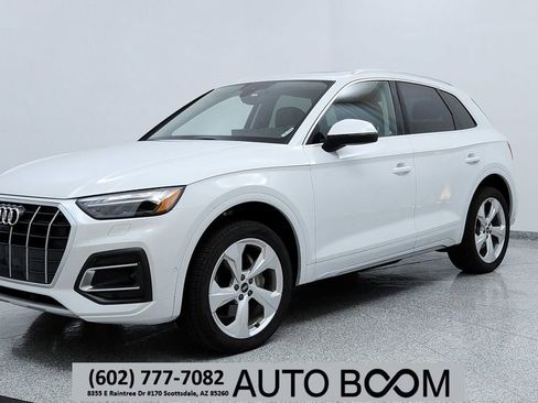 Used 2021 Audi Q5 Prestige w/ Prestige Package image 1
