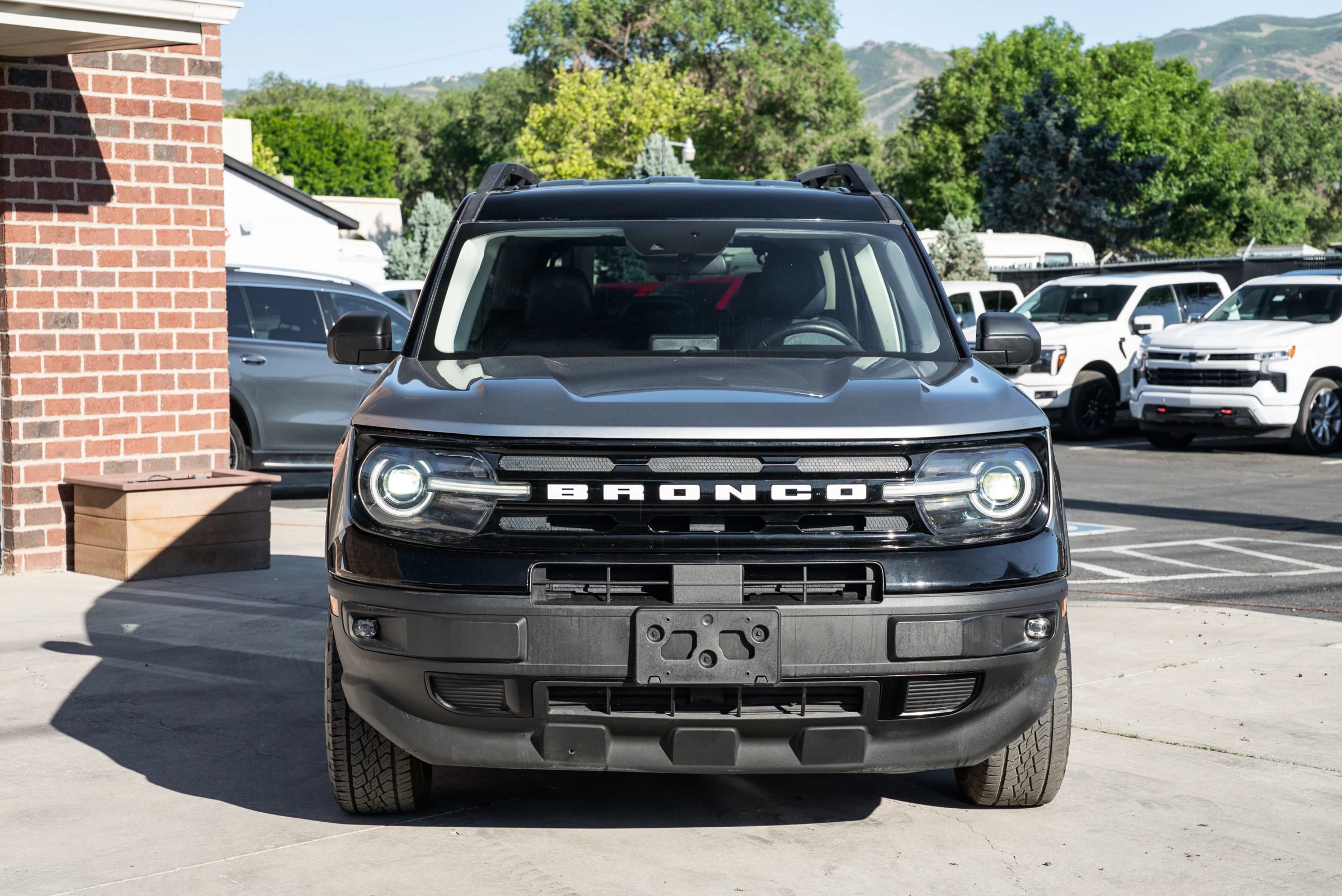 Used 2023 Ford Bronco Sport Outer Banks AWD/4WD image 2
