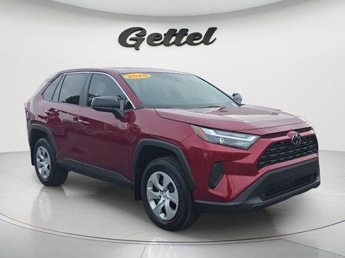 Used 2025 Toyota RAV4 LE FWD image 3