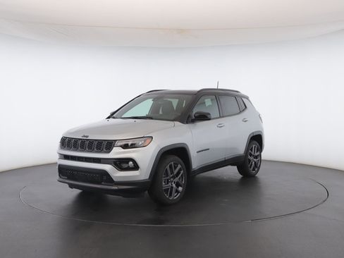 New 2026 Jeep Compass Limited w/ Sun, Sound & Navigation Group image 23