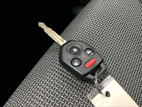 Used 2022 Subaru Crosstrek 2.0i Premium image 16