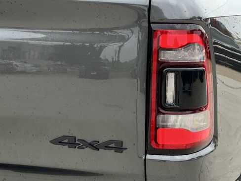 Used 2022 RAM 1500 Laramie w/ Night Edition AWD/4WD image 8