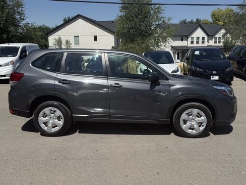 Used 2020 Subaru Forester AWD/4WD image 3