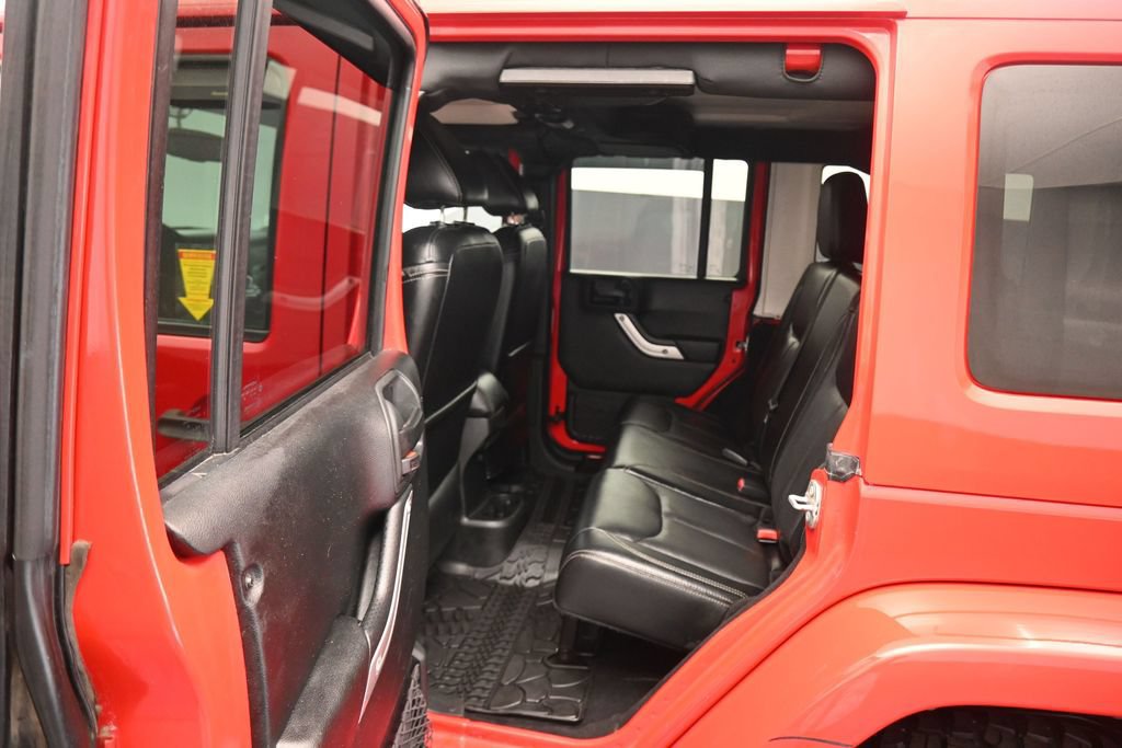Used 2016 Jeep Wrangler Unlimited Rubicon AWD/4WD image 27