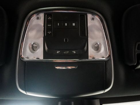 Used 2016 Jeep Grand Cherokee Limited image 29