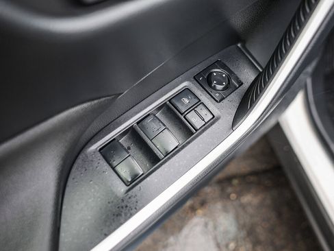 Certified 2025 Toyota RAV4 LE image 10