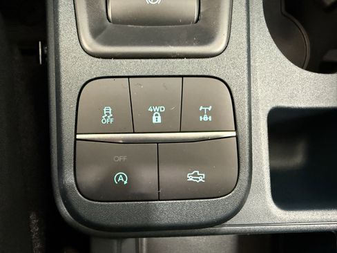 New 2026 Ford Maverick Tremor image 24