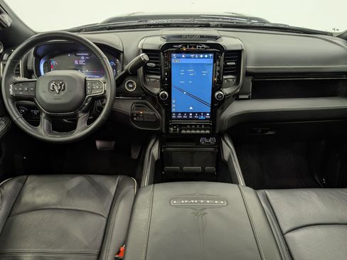 Used 2024 RAM 2500 Limited image 15