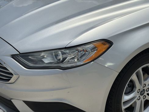 Used 2018 Ford Fusion S FWD image 6