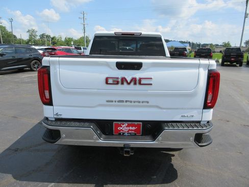 Used 2020 GMC Sierra 1500 SLT w/ SLT Premium Plus Package AWD/4WD image 8
