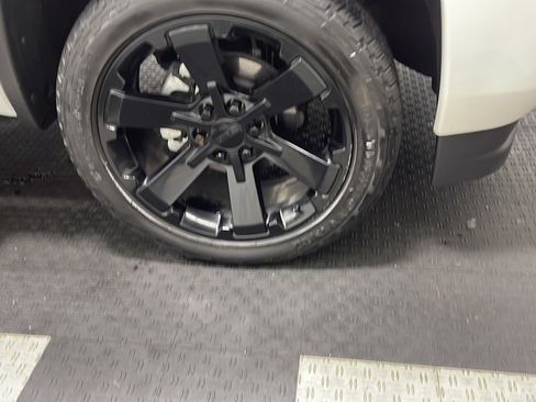 Used 2018 GMC Sierra 1500 Denali AWD/4WD image 22