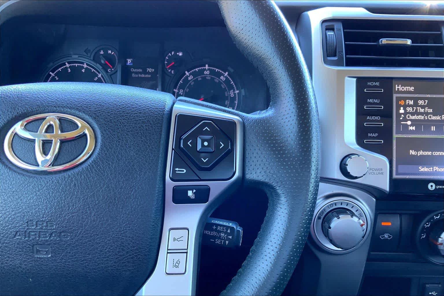 Used 2021 Toyota 4Runner SR5 Premium w/ Moonroof Package AWD/4WD image 25