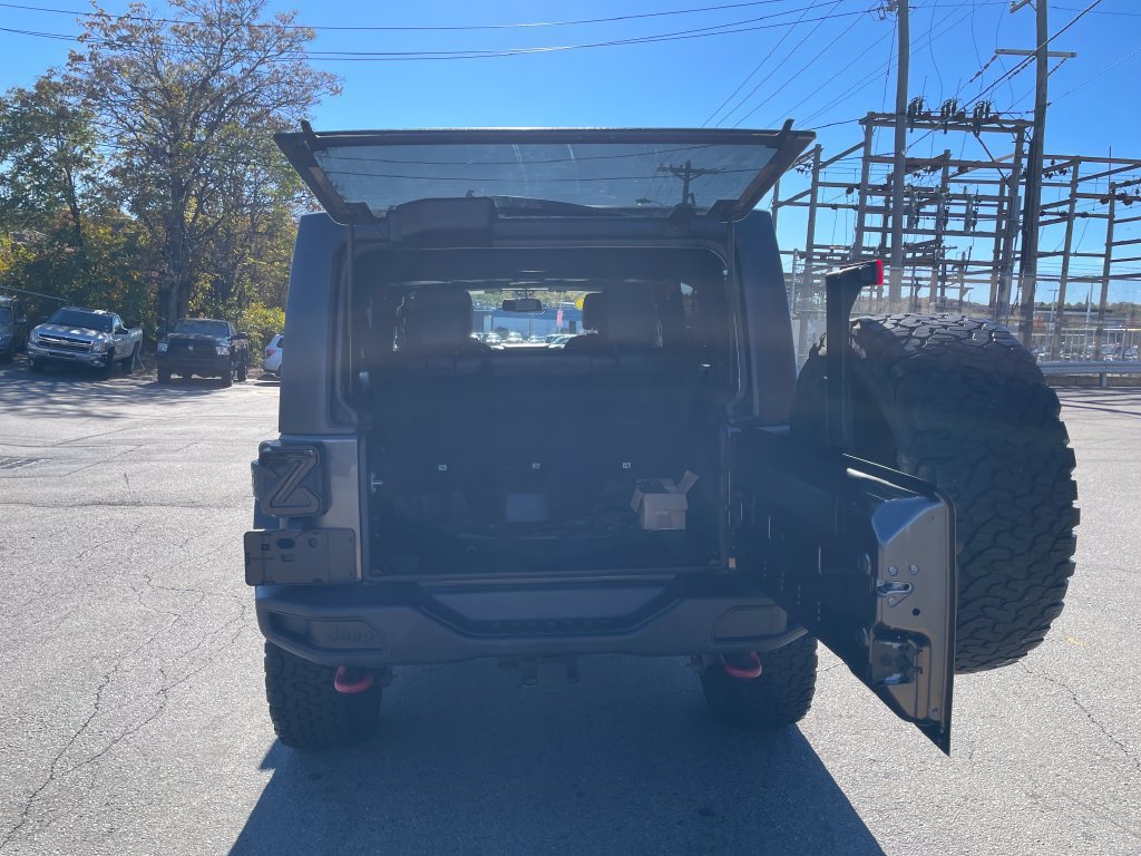 Certified 2017 Jeep Wrangler Unlimited Rubicon AWD/4WD image 13