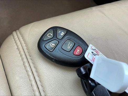 Used 2011 GMC Acadia SLT image 13