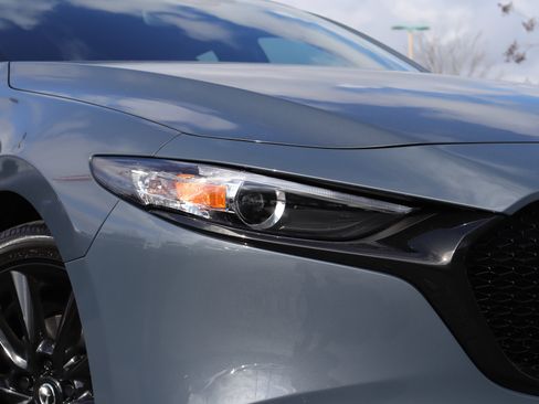 New 2026 MAZDA MAZDA3 Carbon image 23