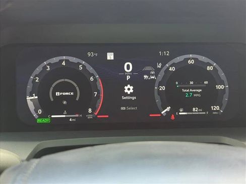 Certified 2025 Toyota Tacoma TRD Off-Road AWD/4WD image 10