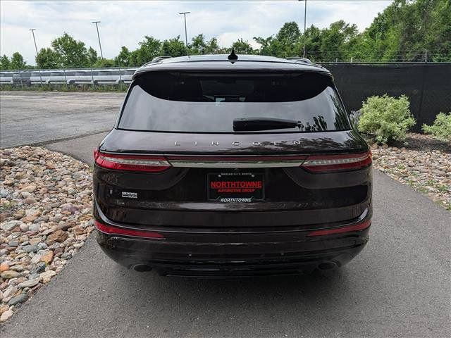 Certified 2023 Lincoln Corsair Reserve w/ Equipment Group 201A AWD/4WD image 4