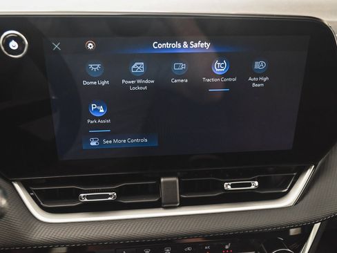 Used 2026 Chevrolet Equinox LT image 17