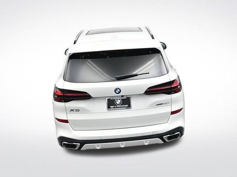 New 2026 BMW X5 xDrive40i w/ M Sport Package image 24