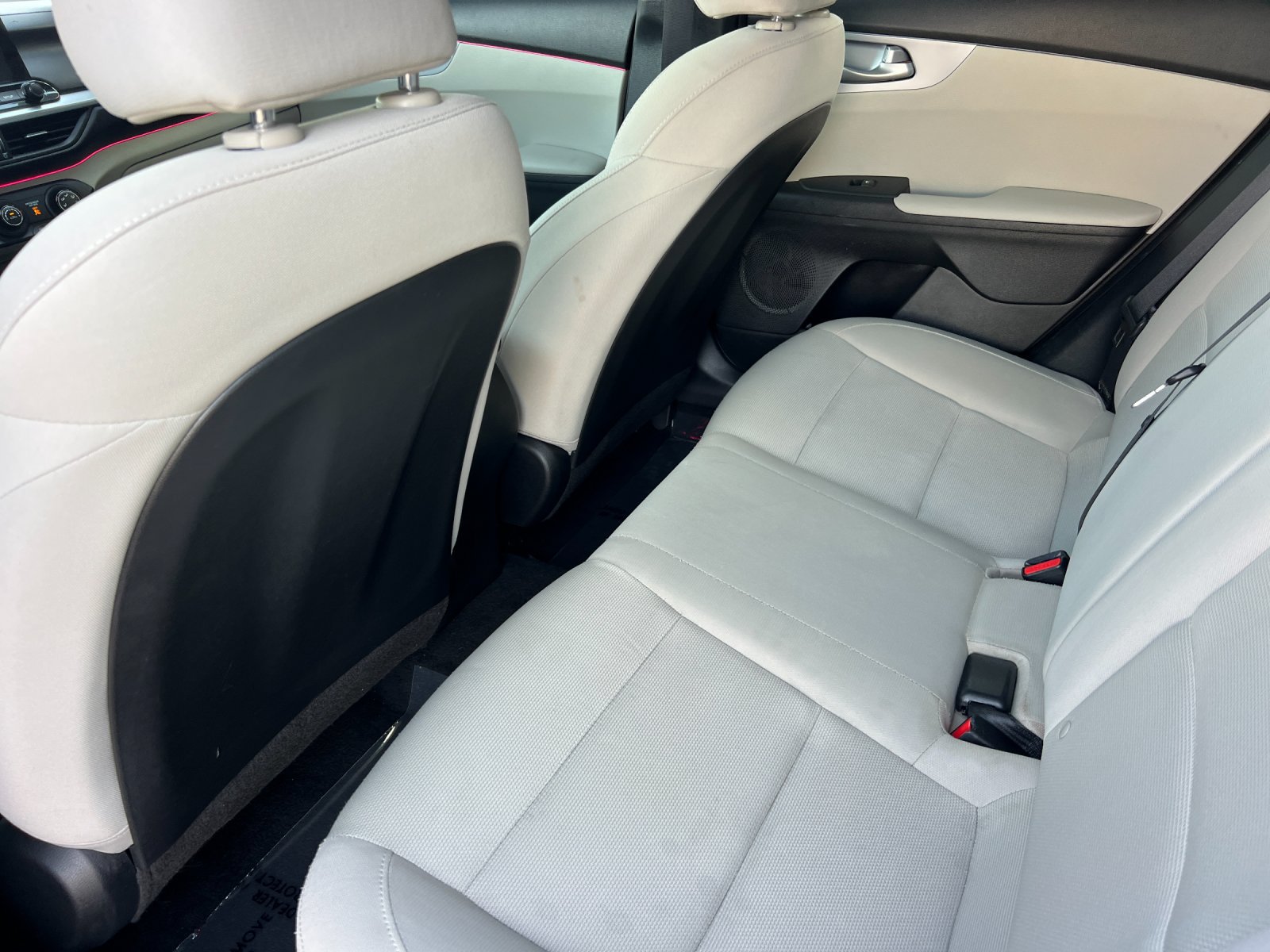 Used 2023 Kia Forte LXS w/ LXS Technology Package FWD image 11