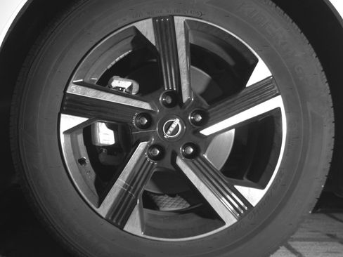 Used 2025 Nissan Sentra SV FWD image 15