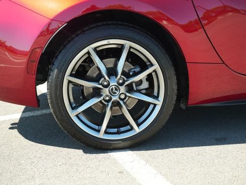 Used 2023 MAZDA MX-5 Miata Grand Touring RWD image 35