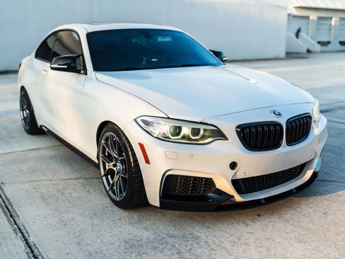 Used 2016 BMW M235i xDrive Coupe image 4