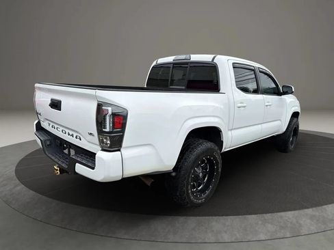 Used 2019 Toyota Tacoma SR w/ SR Convenience Package AWD/4WD image 5