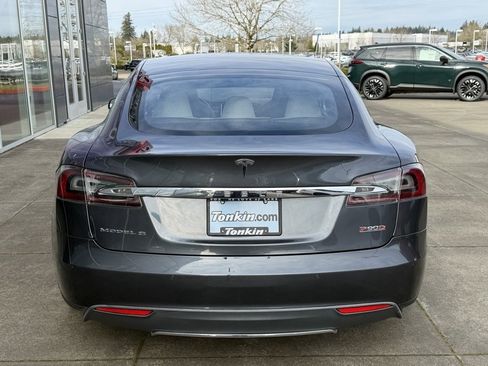 Used 2016 Tesla Model S P100D image 6